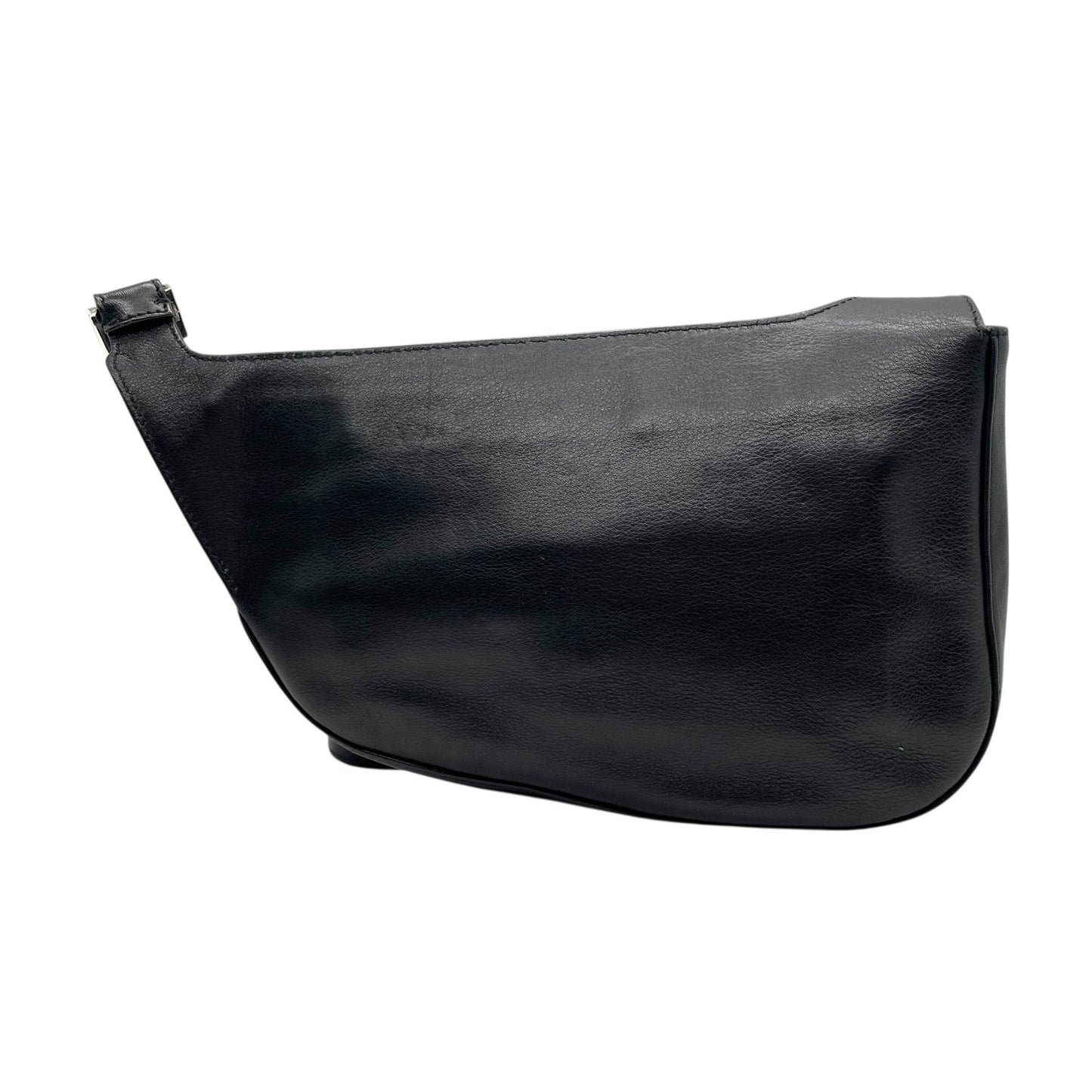 未使用級 サルヴァトーレフェラガモ ショルダーバッグ 斜め掛け レザー 黒 ブラック 本革 クロスボディ チェーン B3