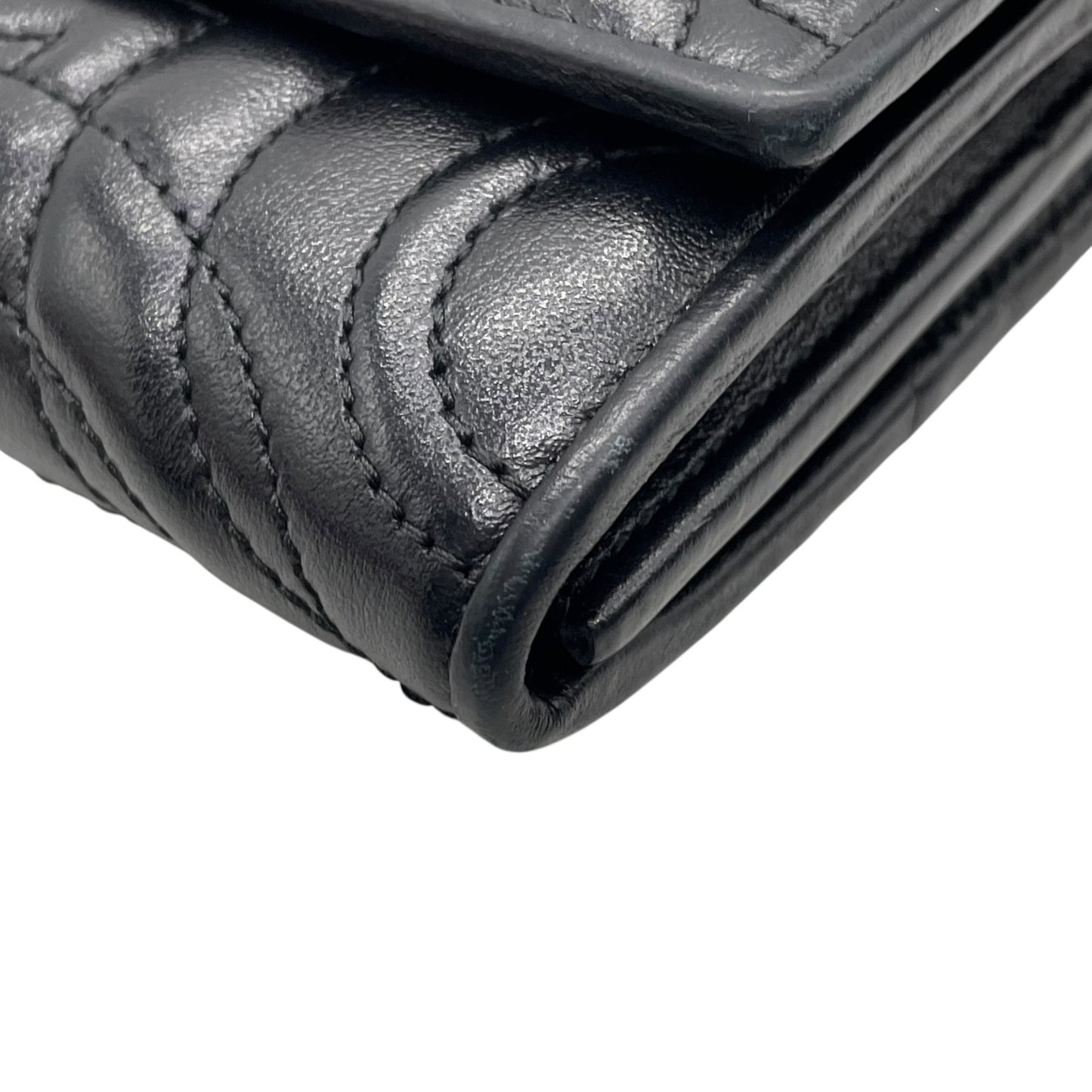 Salvatore Ferragamo フェラガモ 長財布 ガンチーニ ダブルガンチーニ エンボス ターンロック 黒 ブラック レザー 本革 ゴールド金具 ロングウォレット レディース W5