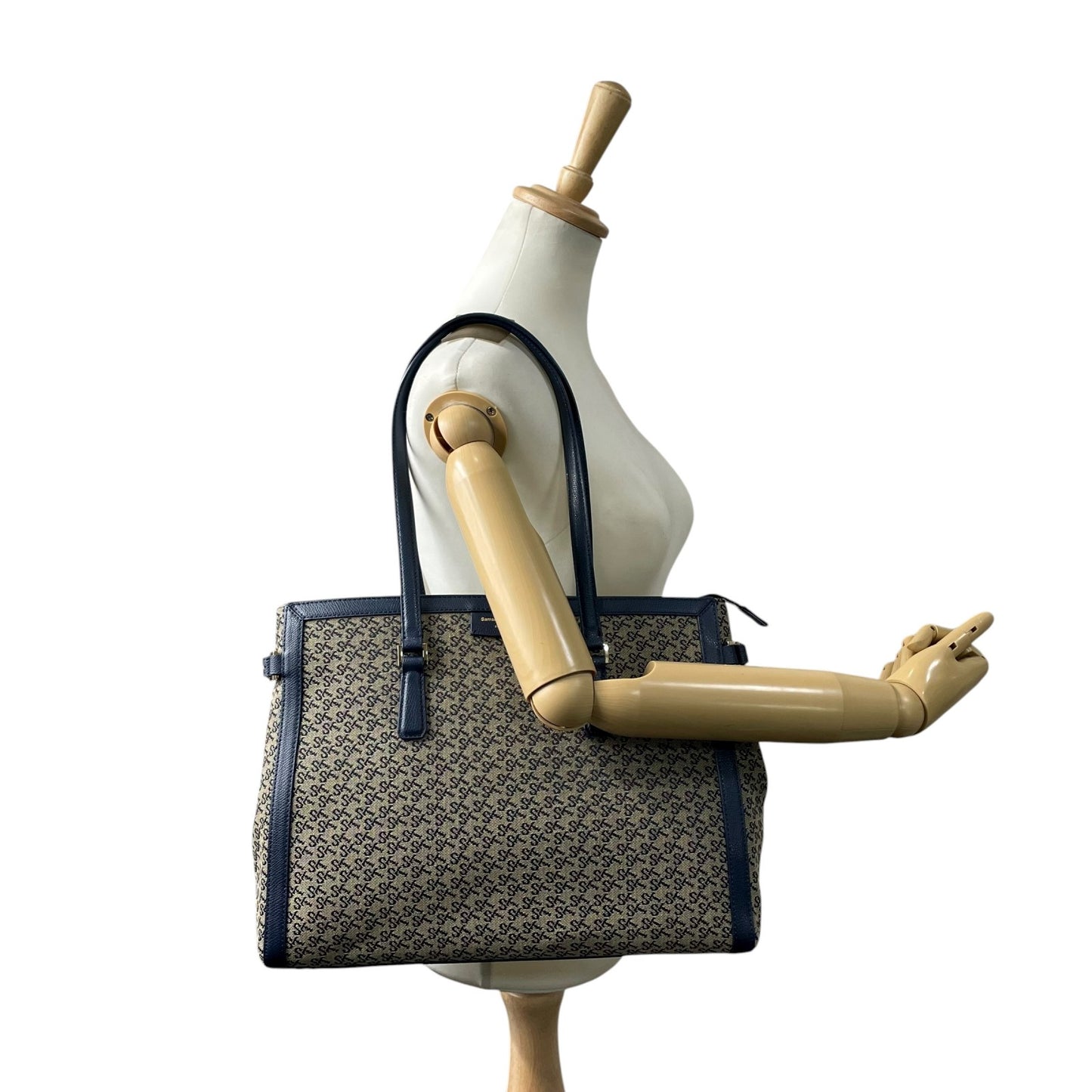 サマンサタバサ Samantha Thavasa トートバッグ ロゴジャガード 紺 ネイビー 肩掛け A4収納可 上品 T2