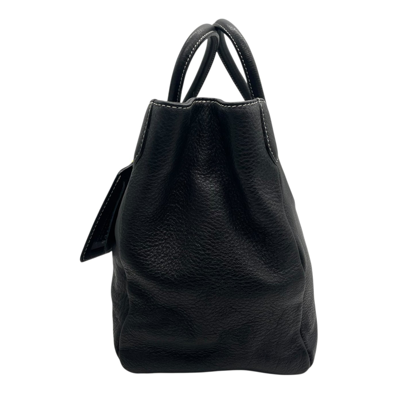 A.D.M.J エーディーエムジェイ トートバッグ レザー 黒 ブラック ホワイトステッチ シュリンクレザー 金金具 ゴールド金具 T3