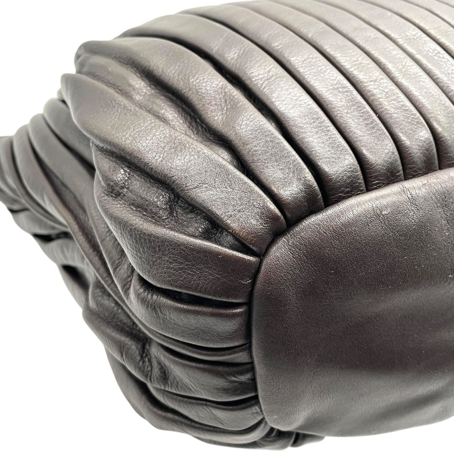 【美品】miumiu ミュウミュウ 2WAY トートバッグ ハンドバッグ ショルダーバッグ ギャザー プリーツ レザー スタッズ ダークブラウン ゴールド金具 斜め掛け可 レディース C