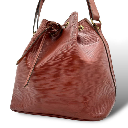 ルイヴィトン エピ プチノエ レディース ショルダーバッグ 巾着 レザー ブラウン ゴールド金具 ファスナーポケット F