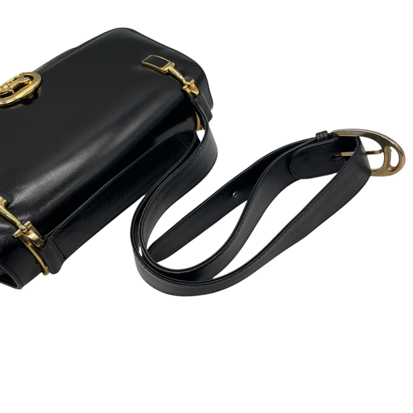 美品 CELINE セリーヌ ショルダーバッグ 黒 ブラック レザー 馬車金具 ゴールド金具 ホースキャリッジ サルキー ヴィンテージ レディース オールドセリーヌ 斜め掛け可 フラップ開閉 C1