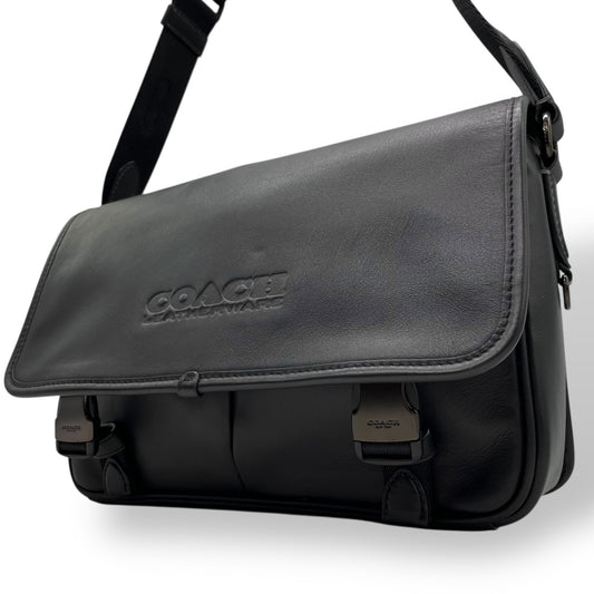 極美品 COACH コーチ League リーグ メッセンジャーバッグ C9157 ショルダーバッグ ボディバッグ レザー 黒 ブラック 斜め掛け可 メンズ レディース K5