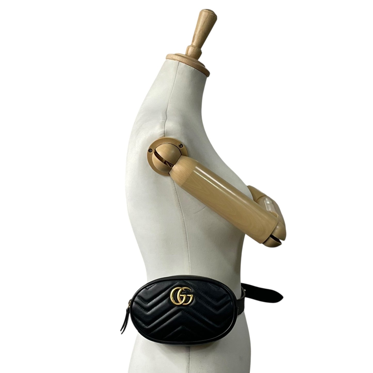 【新品同様】 GUCCI グッチ ウエストバッグ GGマーモント 476434 ベルトバッグ ブラック レザー キルティング ゴールド金具 レディース B3