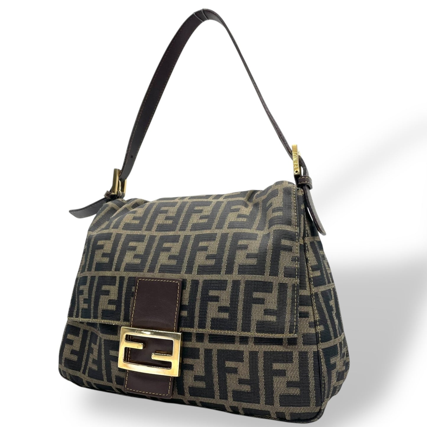 美品 フェンディ FENDI マンマバケット ショルダーバッグ ズッカ柄 ブラウン 茶色 キャンバス×レザー FFロゴ金具 金金具 ビンテージ レディース C7