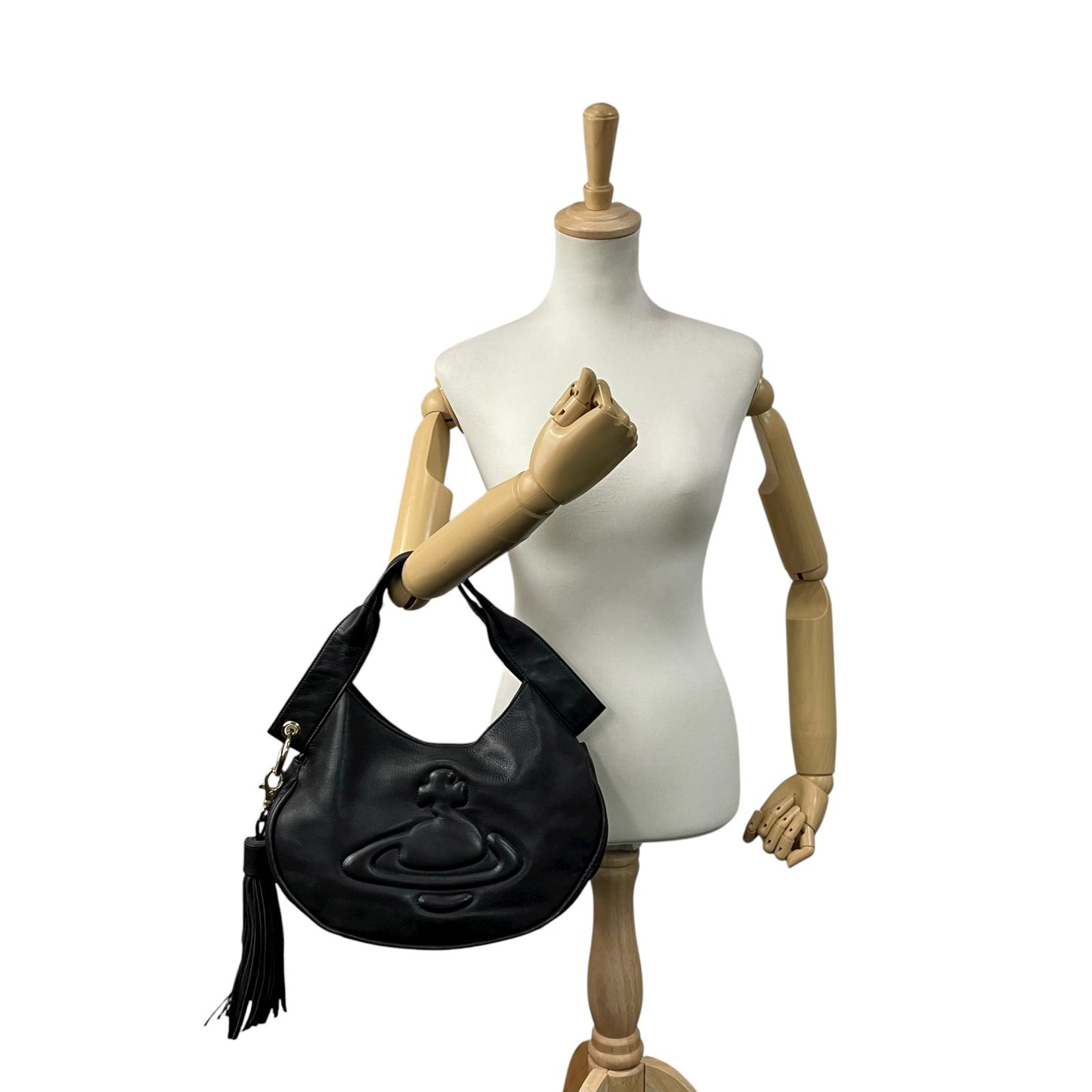 未使用級 ヴィヴィアンウエストウッド Vivienne Westwood オーブ ロゴ ハンドバッグ ワンショルダー ホーボーバッグ タッセル付き フリンジ 黒 ブラック レザー ゴールド金具 C8