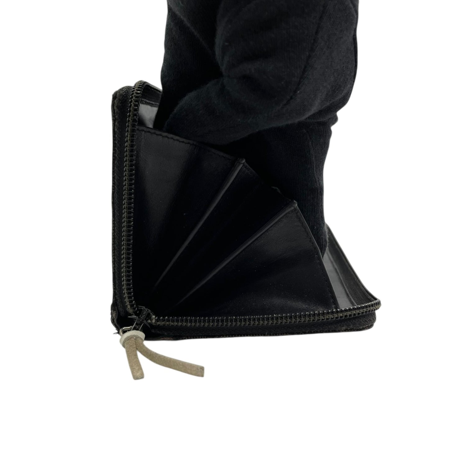 グッチ GUCCI 長財布 ラウンドファスナー GGキャンバス レザー ブラウン 茶 GG柄 ロゴ シルバー金具 メンズ レディース M1