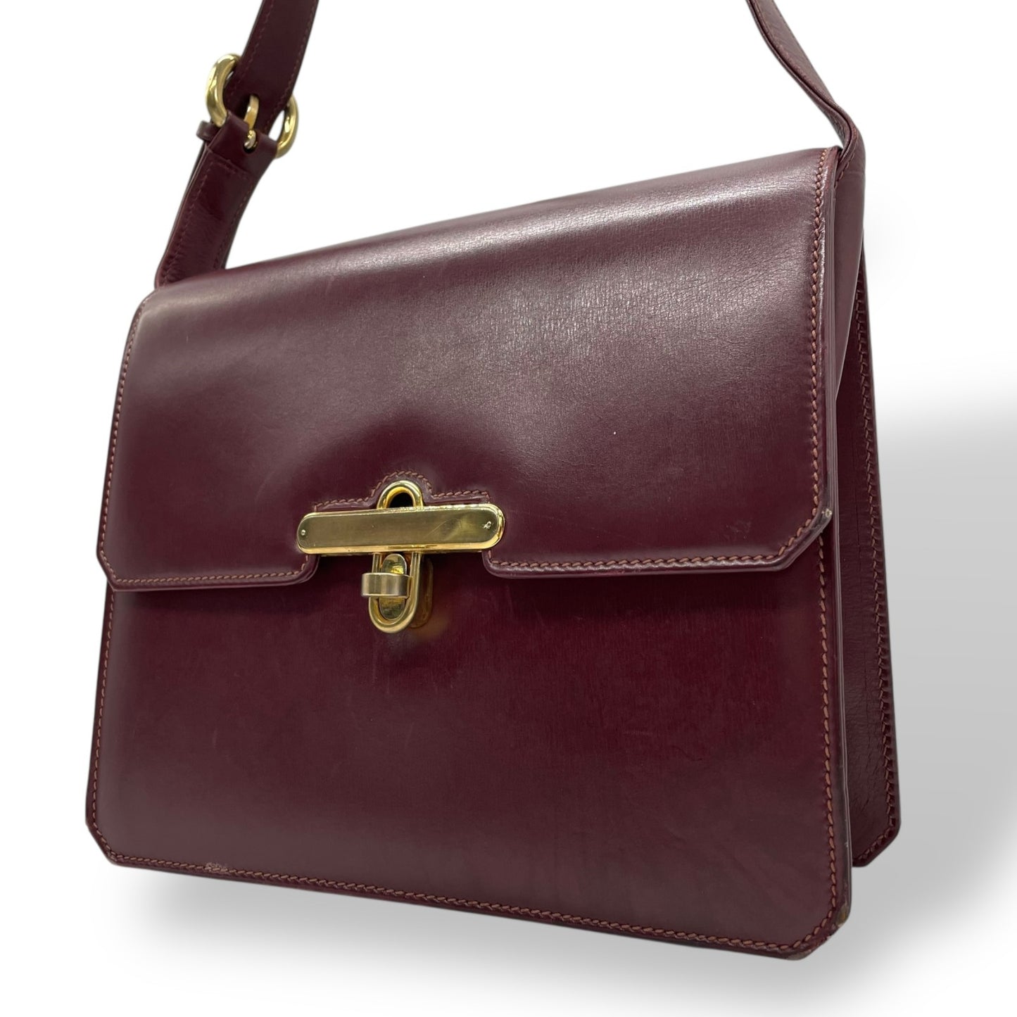 GUCCI グッチ ショルダーバッグ レザー 赤 ボルドー ワインレッド ゴールド金具 肩掛け可 斜め掛け可 ターンロック ヴィンテージ オールドグッチ レディース Z3