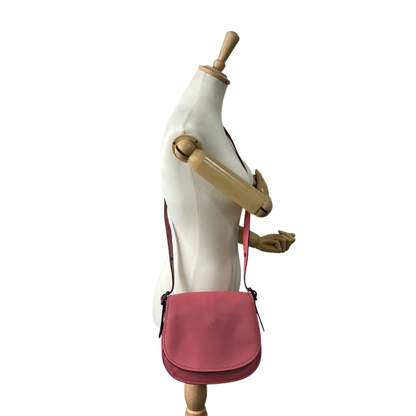 美品 COACH コーチ ショルダーバッグ サドルバッグ グラブタン レザー ピンク ブラック金具 SD-20115 斜め掛け可 フラップ開閉 レディース K4