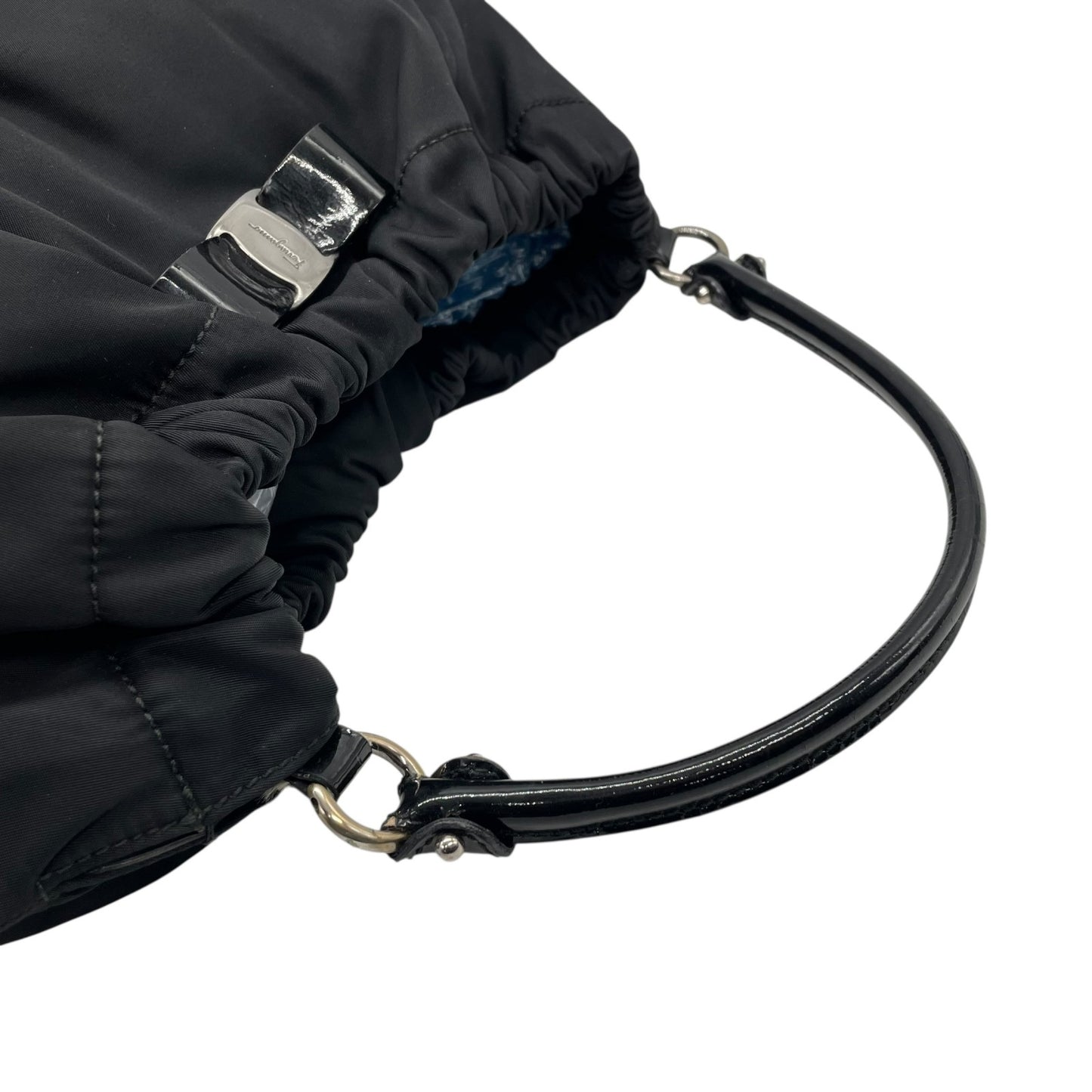 Salvatore Ferragamo サルヴァトーレ フェラガモ ヴァラ リボン トートバッグ ショルダーバッグ ナイロン パテントレザー ブラック 黒 ワンショルダー レディース K9