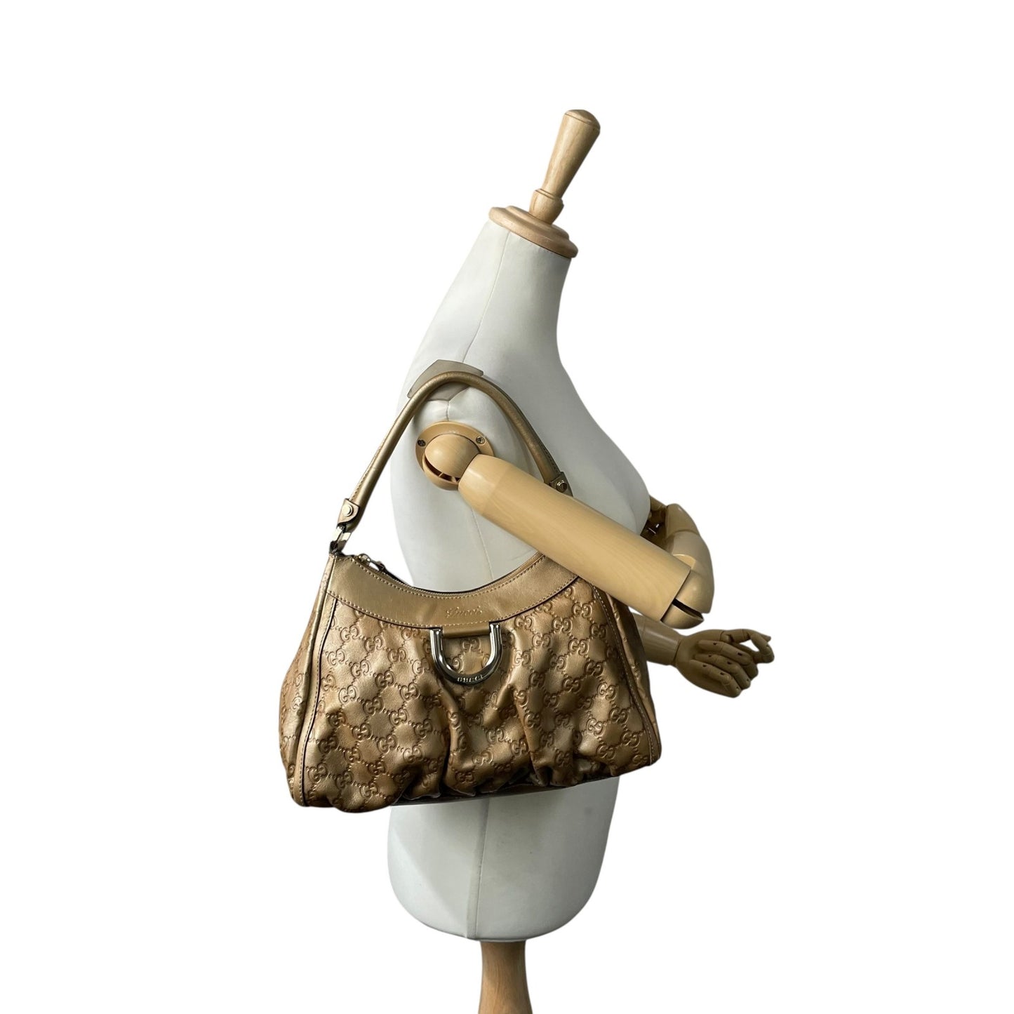 GUCCI グッチ ワンショルダー バッグ グッチシマ Dリング 190525 ゴールド レザー GG柄 エンボス 高級 本革 ブランド 鞄 ハンドバッグ レディース メンズ ユニセックス 肩掛け ワンハンドル ラグジュアリー 正規品 D5 バック