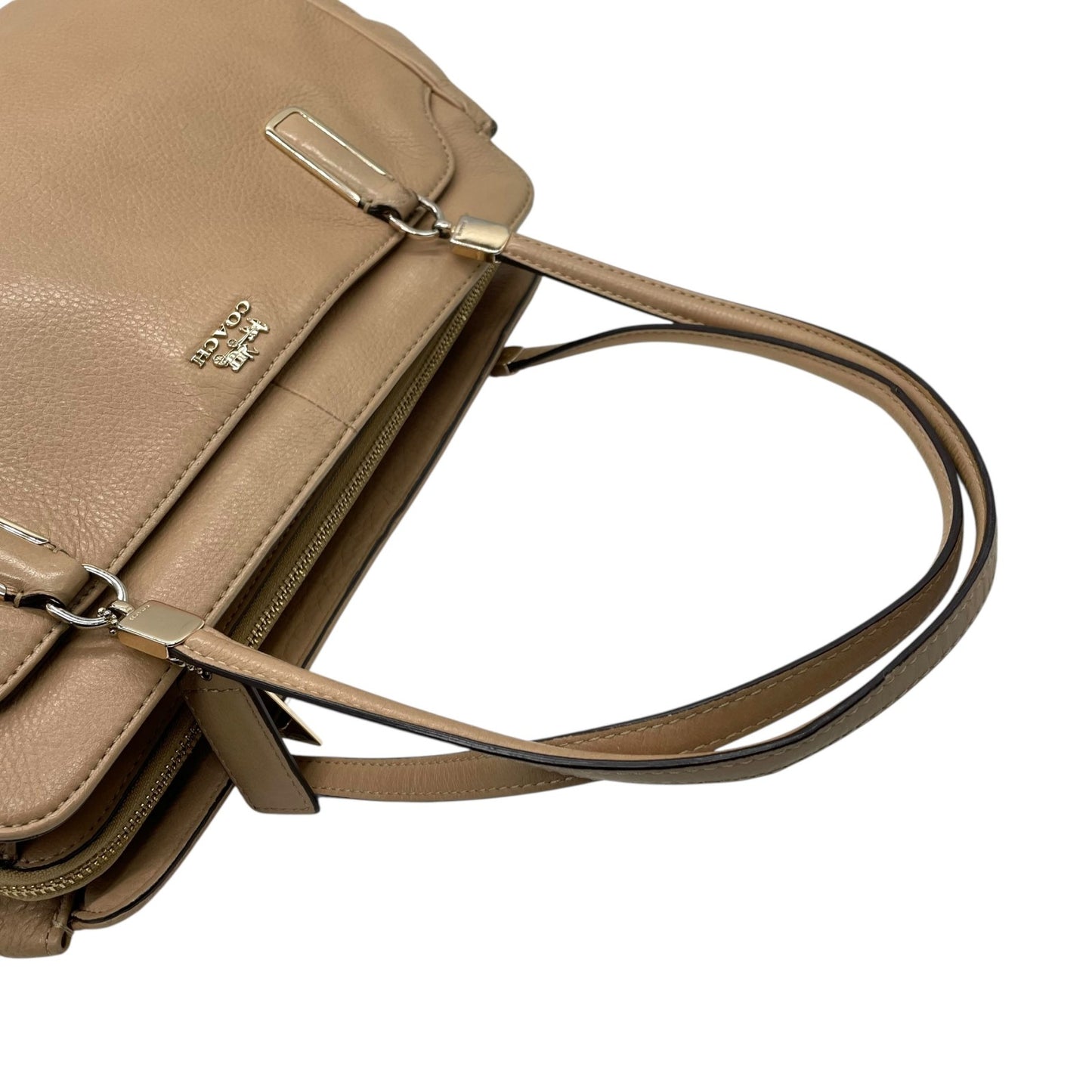 COACH コーチ トートバッグ ハンドバッグ ベージュ レザー ゴールド金具 肩掛け可 ホースロゴ ロゴチャーム ファスナー開閉 レディース E10