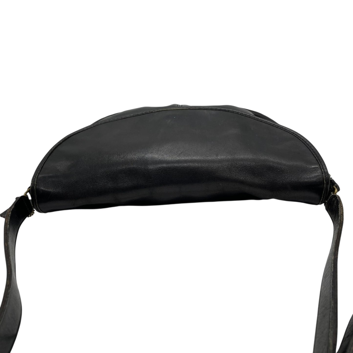 オールドコーチ COACH ショルダーバッグ メッセンジャーバッグ 黒 ブラック レザー ゴールド金具 ロゴチャーム付き フラップ開閉 ヴィンテージ メンズ レディース E2