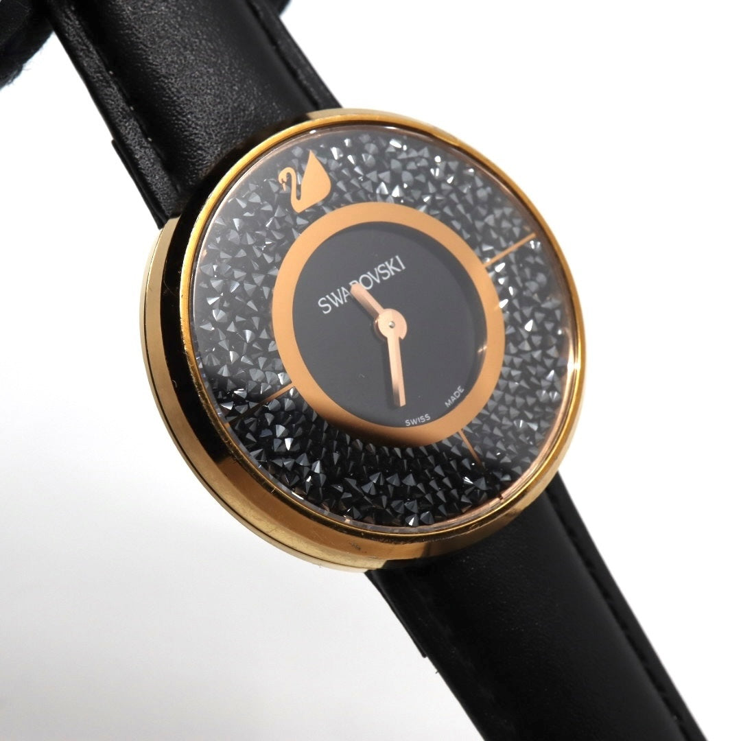 極美品 電池交換済 スワロフスキー 腕時計 5045371 レディース クオーツ ゴールド ブラックレザーベルト クリスタル アナログ ドレスウォッチ エレガント ラグジュアリー スワンロゴ スイス製 クリーニング済み G3
