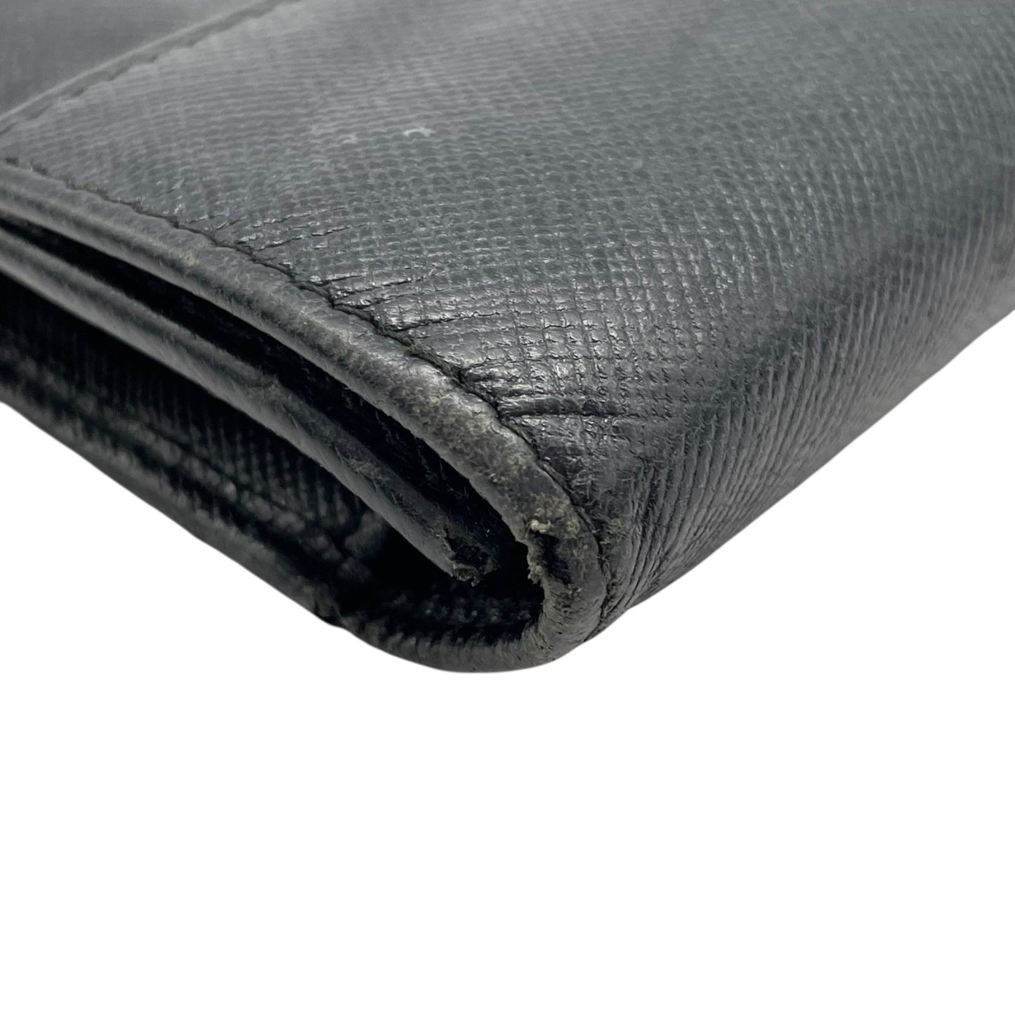 PRADA プラダ 三つ折り財布 コンパクトウォレット フラップ サフィアーノレザー ブラック 三角ロゴ トライアングルロゴ シルバー金具 メンズ レディース W3