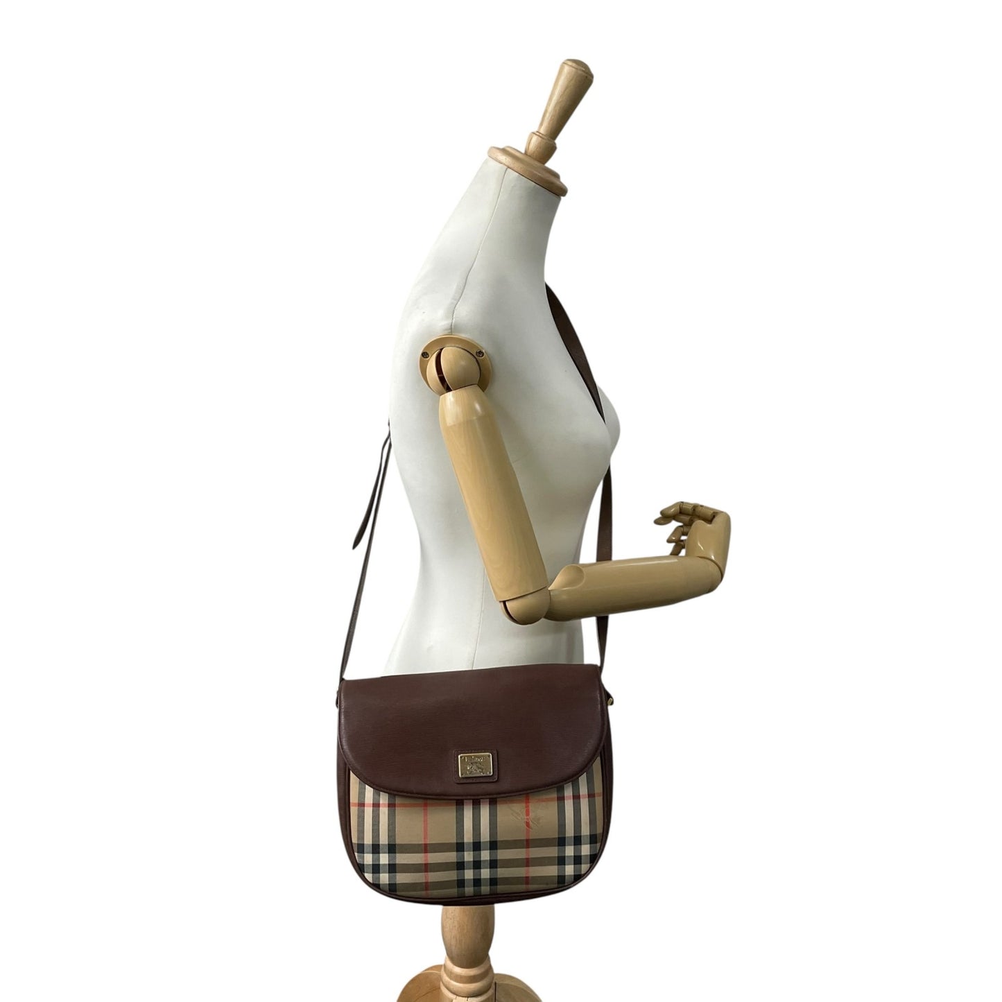 BURBERRY バーバリー ショルダーバッグ ノバチェック シャドーホース ホースロゴ 茶 ブラウン ベージュ キャンバス レザー ゴールド金具 ポシェット 斜め掛け可 ヴィンテージ レディース K13