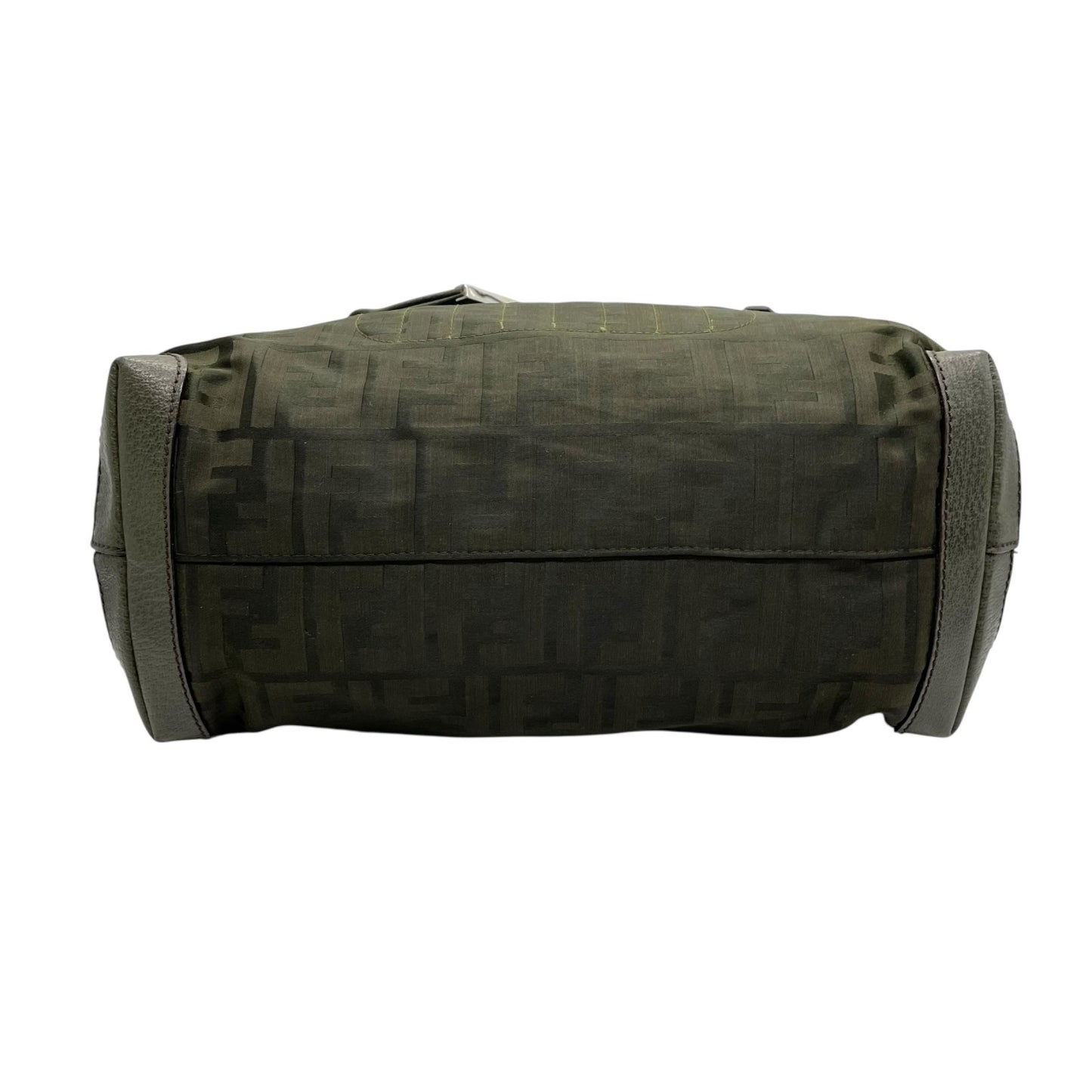 美品 FENDI フェンディ ズッカ柄 ナイロントート バッグ カーキ グリーン FF柄 ベルトデザイン シルバー金具 8BH143 ハンドバッグ レディース B1