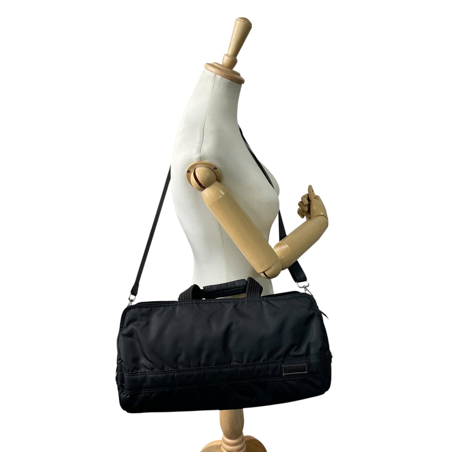 BURBERRY BLUE LABEL バーバリーブルーレーベル 2way ボストンバッグ ショルダーバッグ 斜め掛け可 黒 ブラック ナイロン シルバー金具 ロゴ メンズ レディース S2