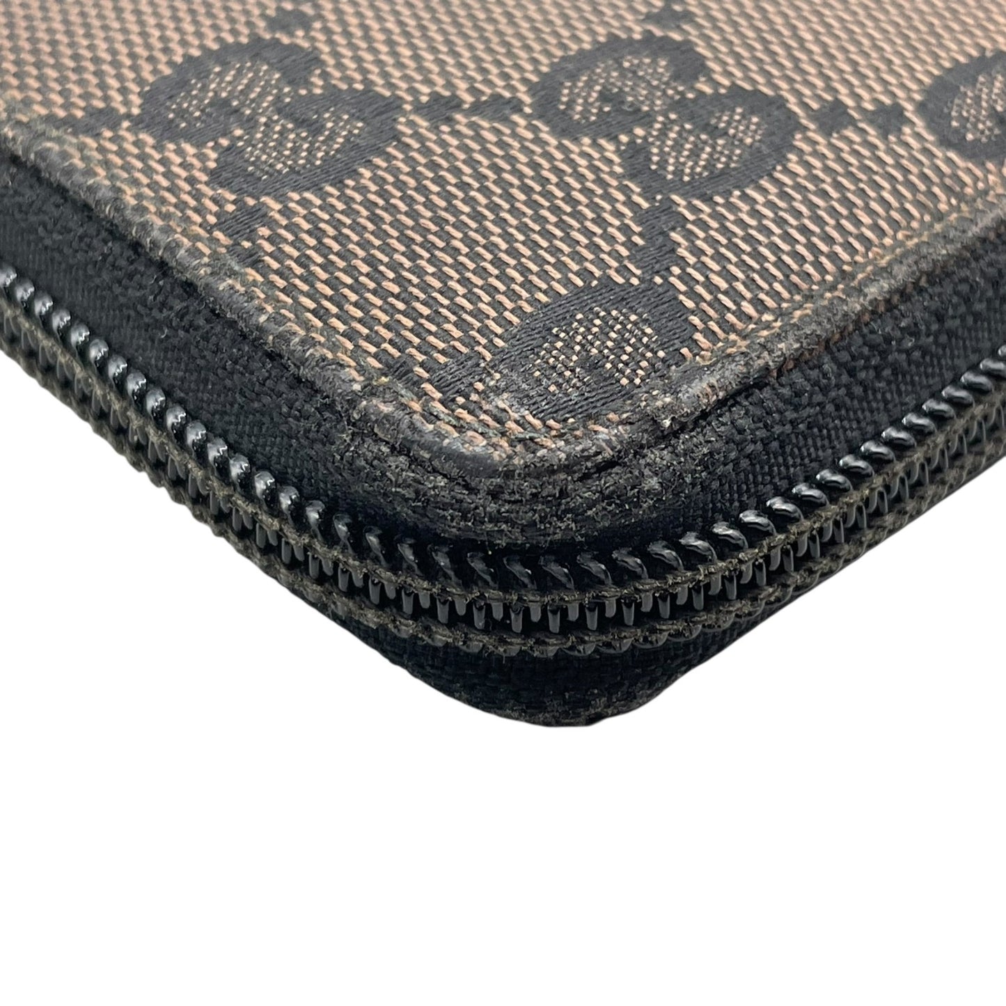 グッチ GUCCI 長財布 ラウンドファスナー GGキャンバス レザー ブラウン 茶 GG柄 ロゴ シルバー金具 メンズ レディース M1