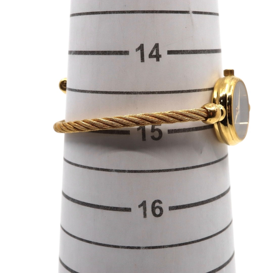 美品 電池交換済 グッチ GUCCI 2700.2.L 腕時計 レディースウォッチ バングルウォッチ ワイヤーブレスレット クォーツ ゴールド ブラック文字盤 アナログ ヴィンテージ ビンテージ エレガント クラシック ドレスウォッチ 稼働品 G3