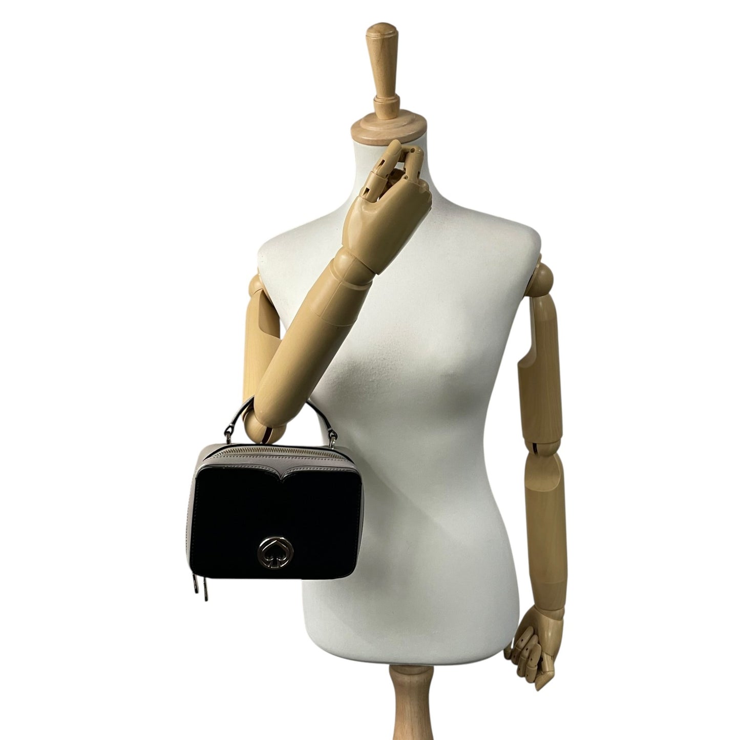 ケイトスペード kate spade ニコラ 2WAY ハンドバッグ ショルダーバッグ ミニバッグ 黒 ブラック グレー レザー シルバー金具 クロスボディ 斜め掛け可 カメラバッグ レディース S30