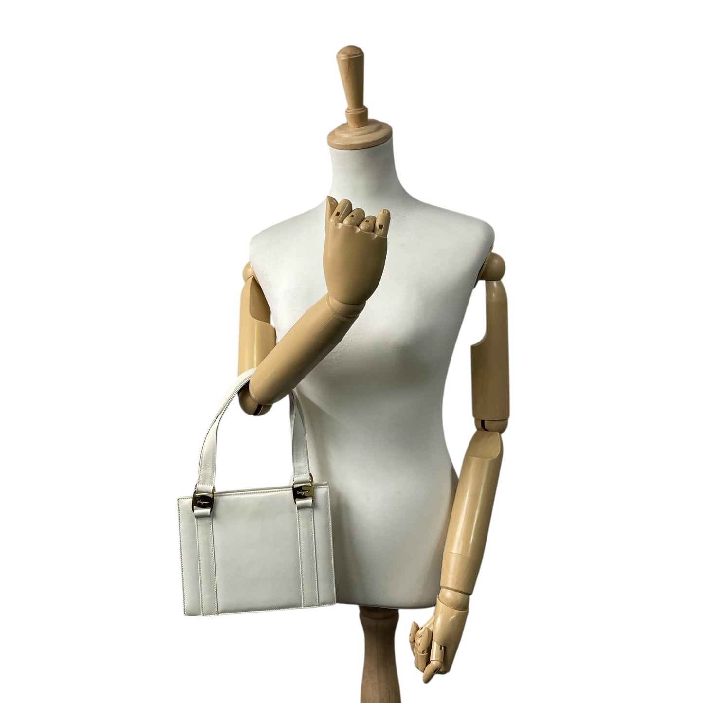 Salvatore Ferragamo サルヴァトーレフェラガモ ヴィンテージ ハンドバッグ レザー ホワイト ゴールド金具 K7