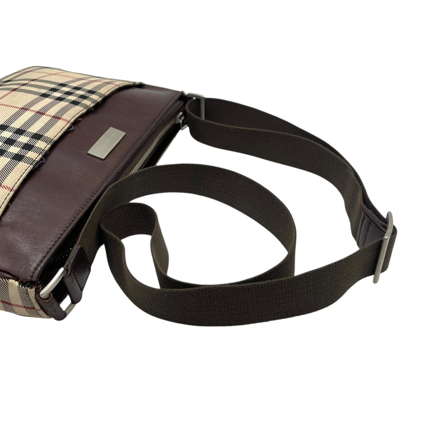 BURBERRY バーバリー ノバチェック ショルダーバッグ キャンバス レザー ベージュ 茶 ブラウン シルバー金具 ロゴプレート チェック柄 斜め掛け 肩掛け レディース C6