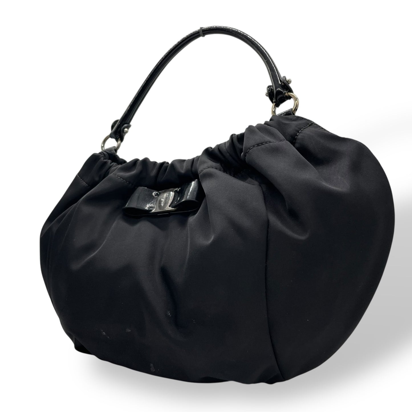 Salvatore Ferragamo サルヴァトーレ フェラガモ ヴァラ リボン トートバッグ ショルダーバッグ ナイロン パテントレザー ブラック 黒 ワンショルダー レディース K9