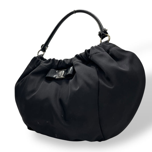 Salvatore Ferragamo サルヴァトーレ フェラガモ ヴァラ リボン トートバッグ ショルダーバッグ ナイロン パテントレザー ブラック 黒 ワンショルダー レディース K9