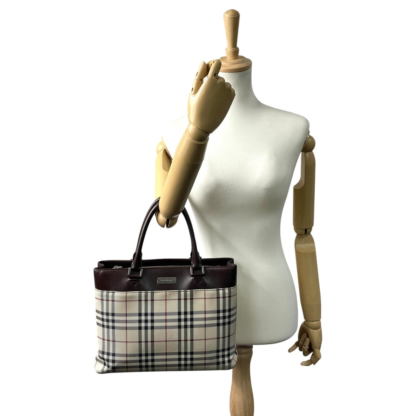 Burberry バーバリー トートバッグ ハンドバッグ ノバチェック キャンバス×レザー メタルロゴプレート ベージュ×ブラウン ユニセックス K8