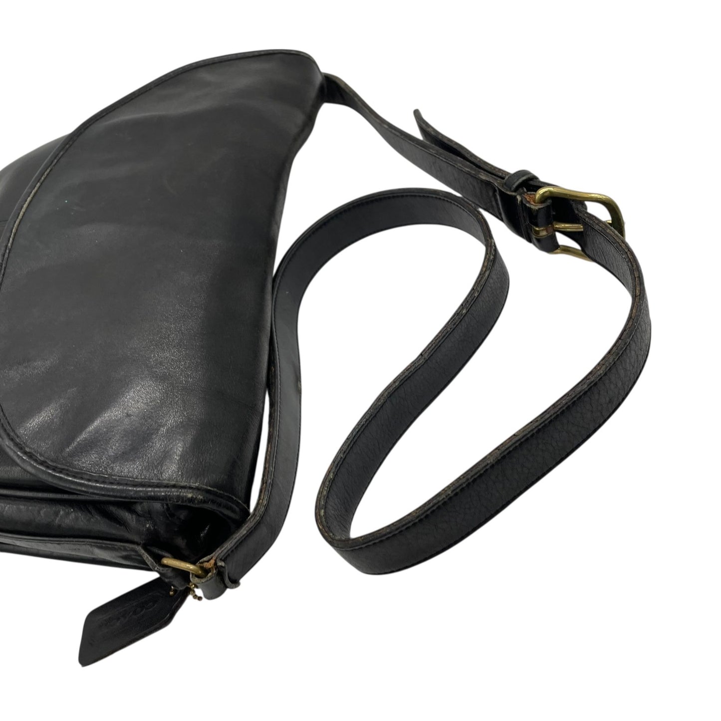 オールドコーチ COACH ショルダーバッグ メッセンジャーバッグ 黒 ブラック レザー ゴールド金具 ロゴチャーム付き フラップ開閉 ヴィンテージ メンズ レディース E2