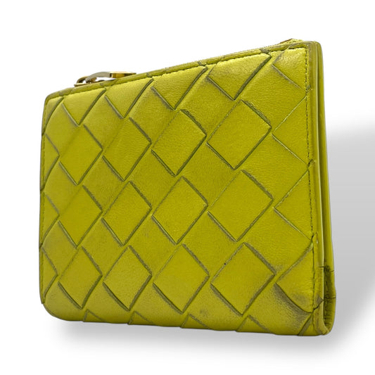 BOTTEGA VENETA ボッテガヴェネタ イントレチャート 二つ折り財布 コンパクトウォレット 緑 キウイグリーン レザー ゴールド金具 レディース M4