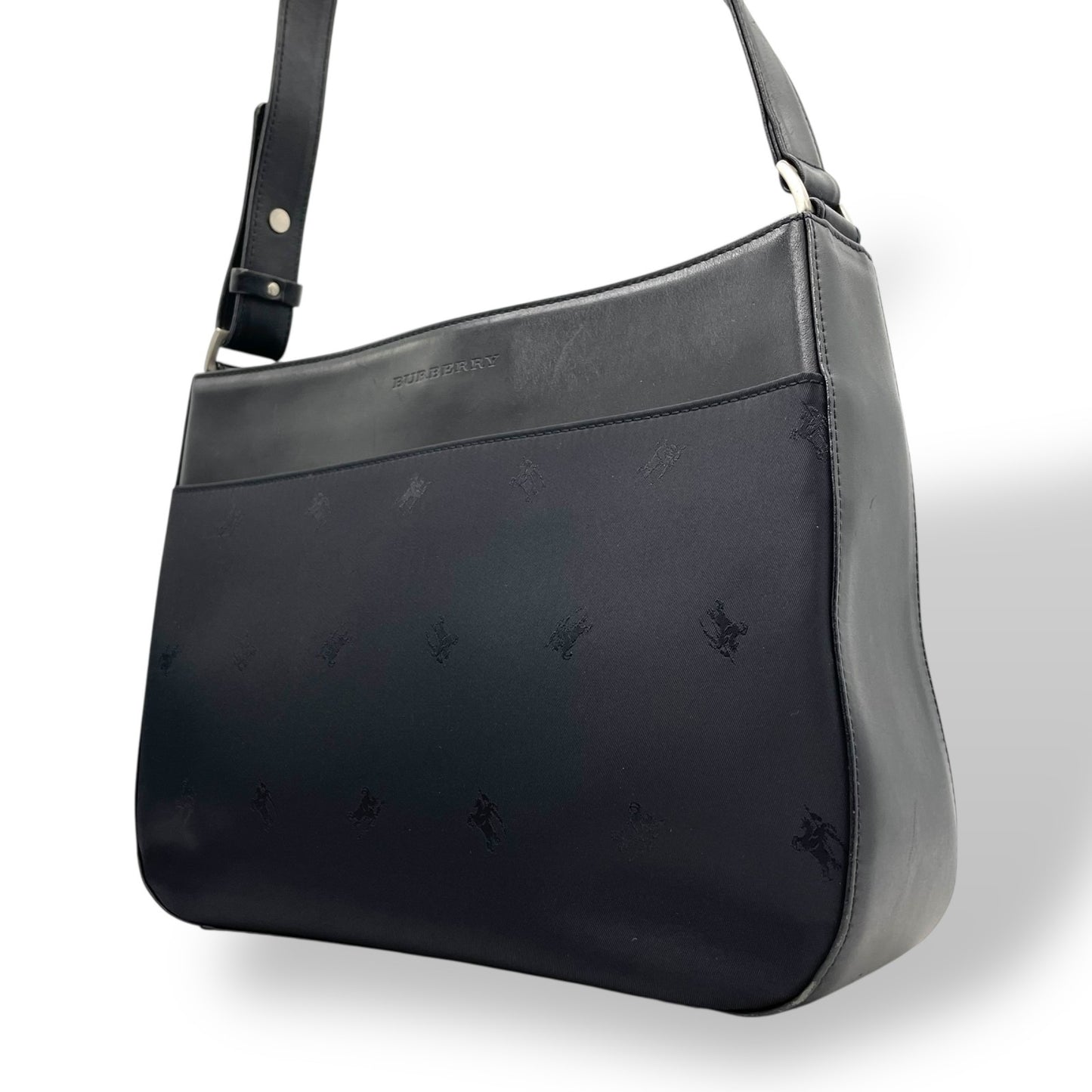 美品 BURBERRY バーバリー ショルダーバッグ ワンショルダー ハンドバッグ 黒 ブラック ナイロン レザー シルバー金具 シャドーホース エクエストリアン・ナイト 肩掛け レディース D4
