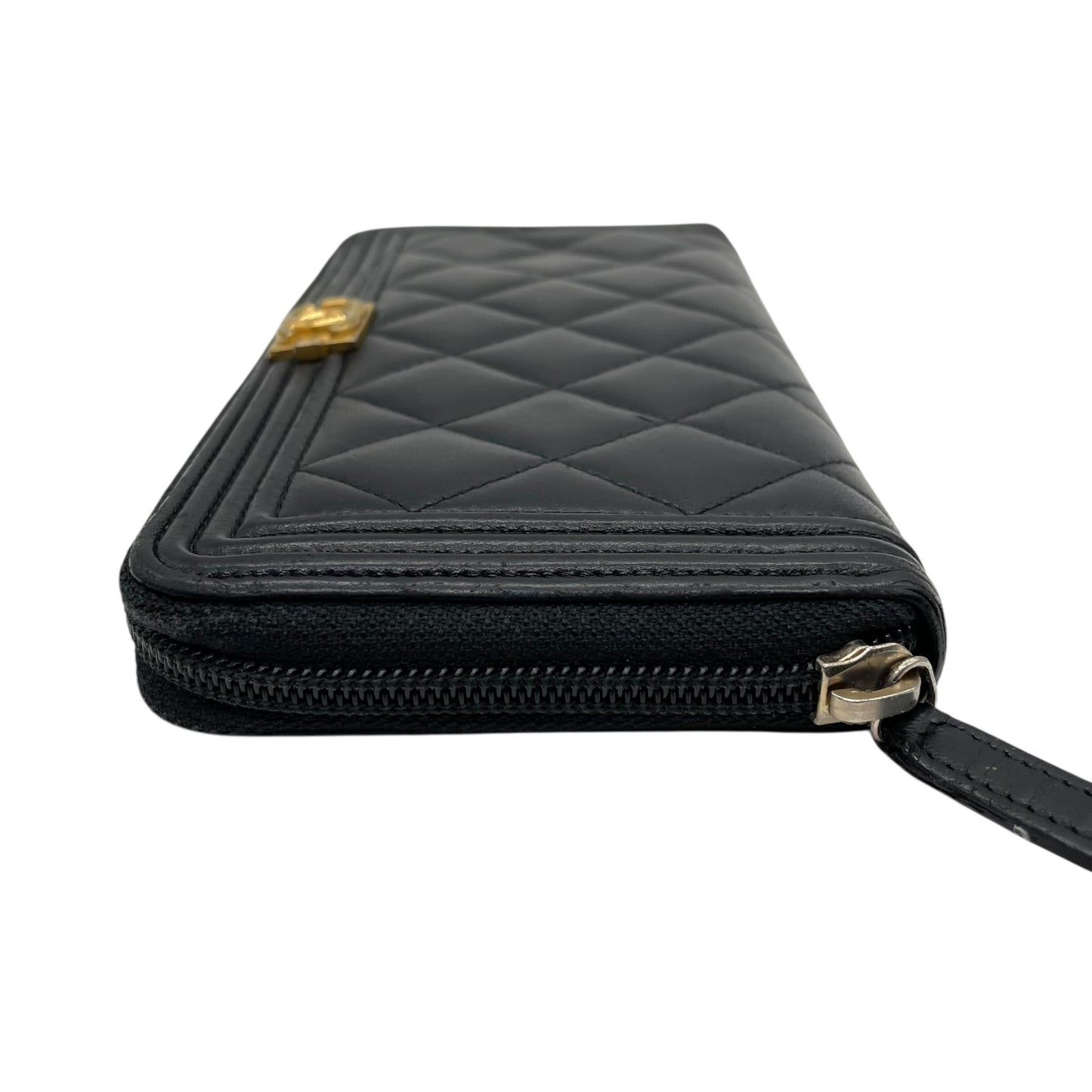 美品 シャネル CHANEL ボーイシャネル ラウンドファスナー 長財布 ブラック 黒 レザー 金 ゴールド金具 キルティング ココマーク W6