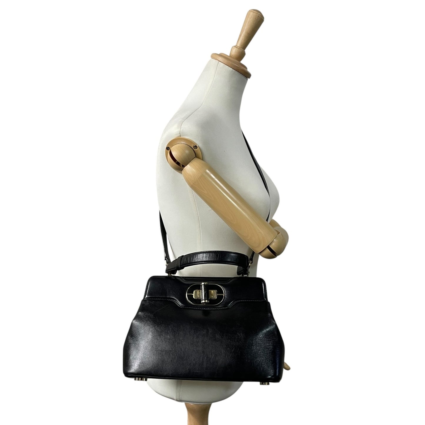 BVLGARI ブルガリ ショルダーバッグ イザベラロッセリーニ ブラック レザー 本革 ターンロック 2WAY ハンドバッグ レディース 黒 K11