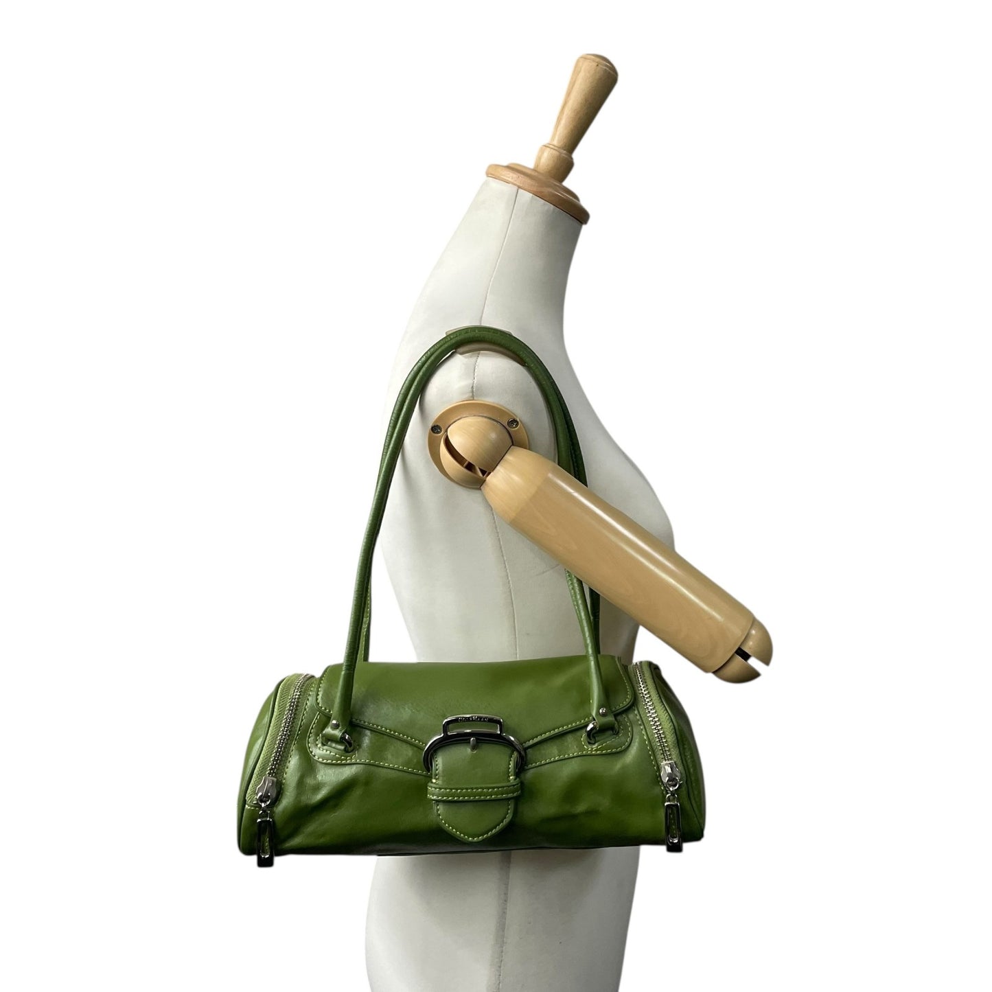コールハーン COLE HAAN ハンドバッグ ロングハンドル レザー グリーン 緑 若草色 シルバー金具 バゲット型 スリムデザイン T3