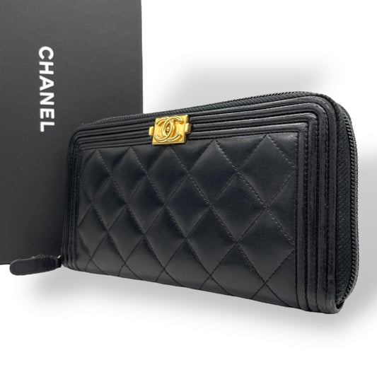 美品 シャネル CHANEL ボーイシャネル ラウンドファスナー 長財布 ブラック 黒 レザー 金 ゴールド金具 キルティング ココマーク W6