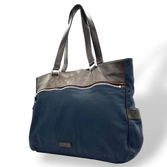 Paul Smith ポールスミス ZIP SIGNATURE ジップシグネチャー トートバッグ ビジネストート 紺 ネイビー 茶 ブラウン マルチストライプ ナイロン レザー シルバー金具 肩掛け可 メンズ X2