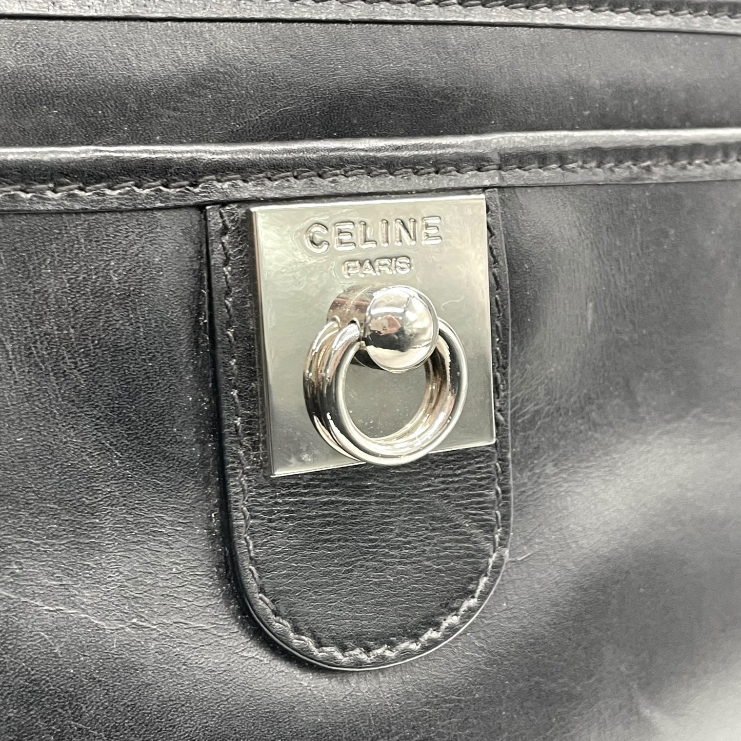 CELINE ヴィンテージ レザークラッチバッグ シルバーサークル金具 ブラック 黒 フラップ クラッチ セリーヌ レディース c6