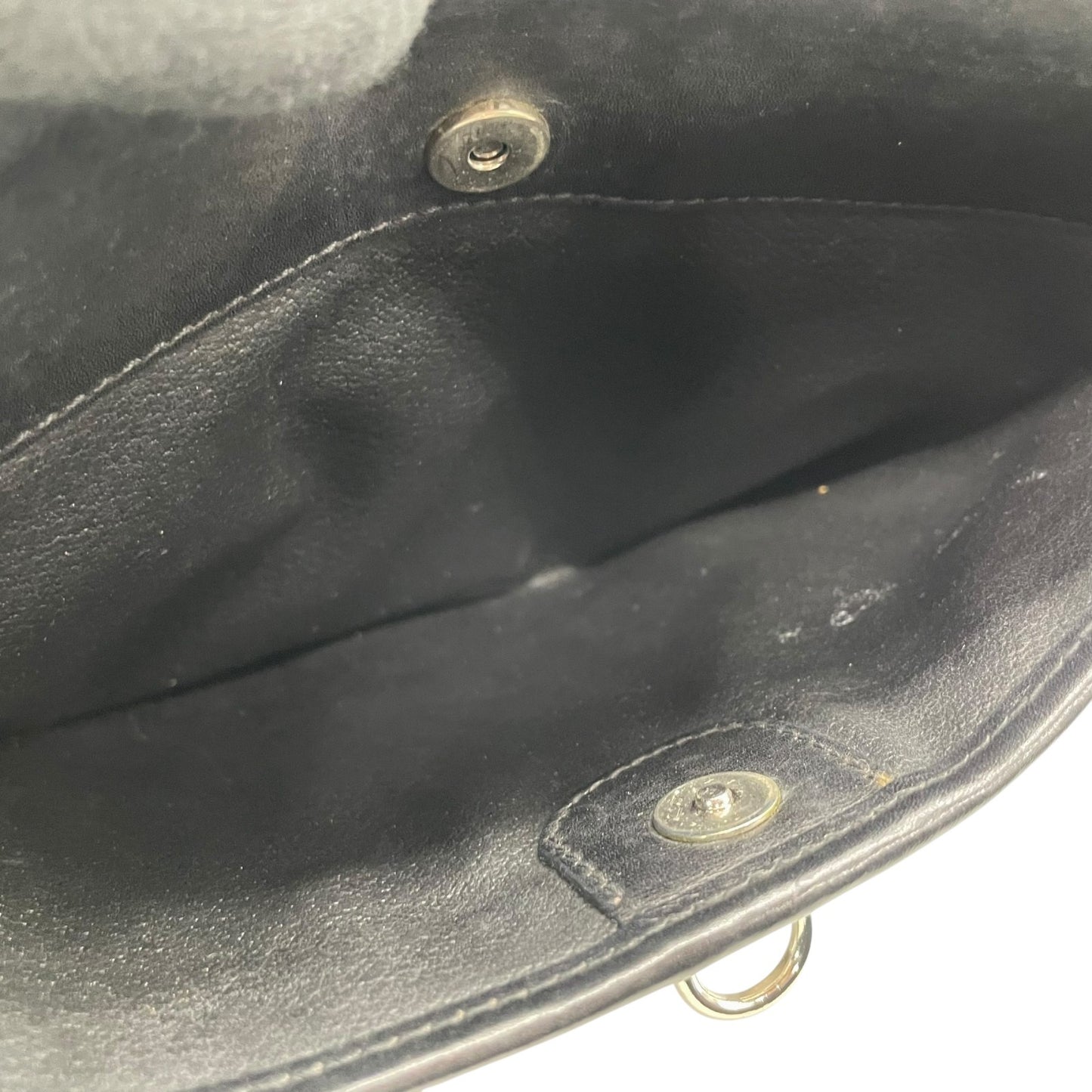 CELINE ヴィンテージ レザークラッチバッグ シルバーサークル金具 ブラック 黒 フラップ クラッチ セリーヌ レディース c6