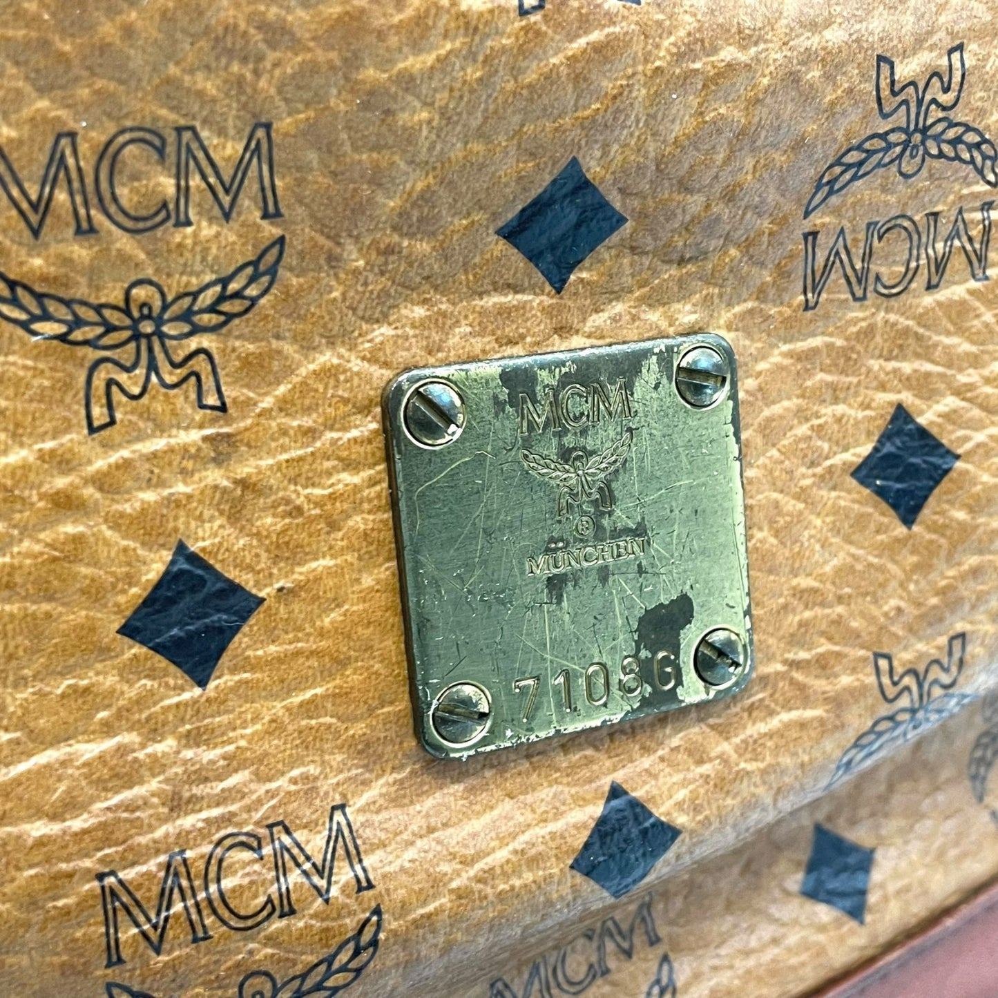 MCM ヴィンテージ ヴィセトス 巾着 ショルダーバッグ ドローストリング バケットバッグ ブラウン レザー切替 ゴールド金具 レディース D6