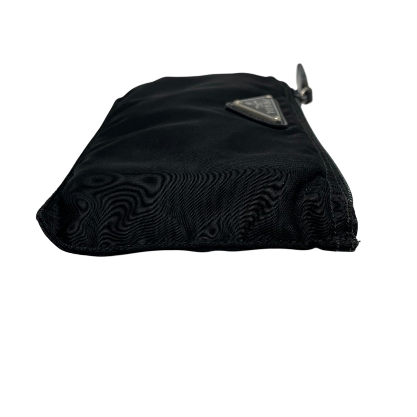 プラダ PRADA ナイロン ポーチ ミニバッグ ブラック 黒 三角ロゴプレート トライアングル ポーチ クラッチバッグ M3