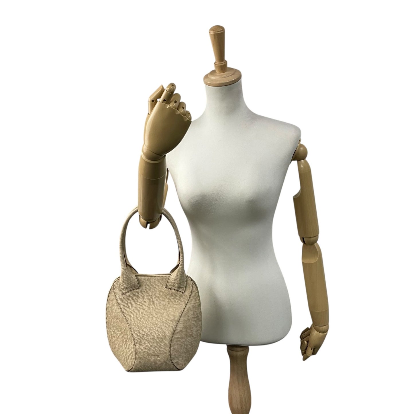 LOEWE ロエベ アナグラム エンボス レザー ハンドバッグ ベージュ ゴールド金具 トップハンドル クラシック レディース C