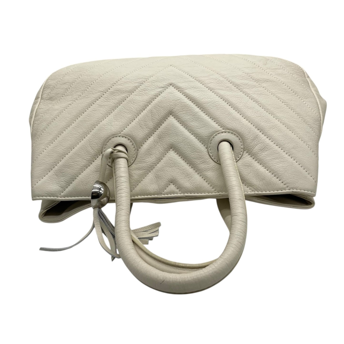 フルラ FURLA キルティング トートバッグ ホワイト 白 レザー タッセルチャーム付き ハンドバッグ S96