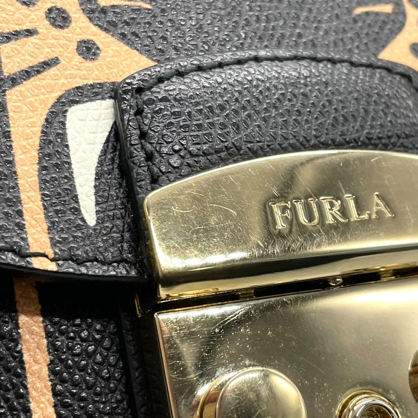 フルラ FURLA メトロポリス METROPOLIS ネコ柄 2WAYショルダーバッグ レザー ブラック 黒 マルチカラー S82
