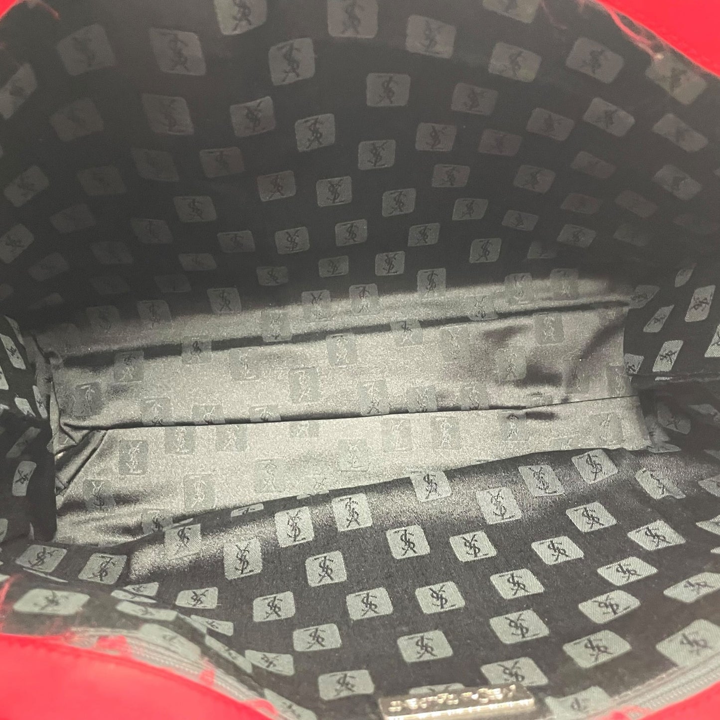 イヴ サンローラン YSL ビッグロゴ ナイロン トートバッグ レッド ショルダーバッグ ミニマルデザイン C1