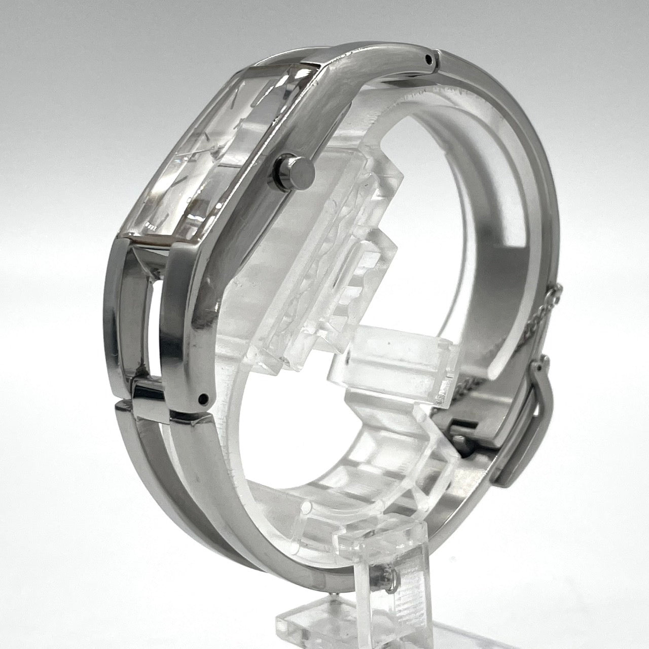 【美品／電池交換済】CITIZEN XC シチズン クロスシー レディース 腕時計 シルバー バングルウォッチ ブレスレット アナログ クオーツ エレガント ドレスウォッチ ビジネス カジュアル スクエア レクタンギュラー シンプル クリーニング済 G4