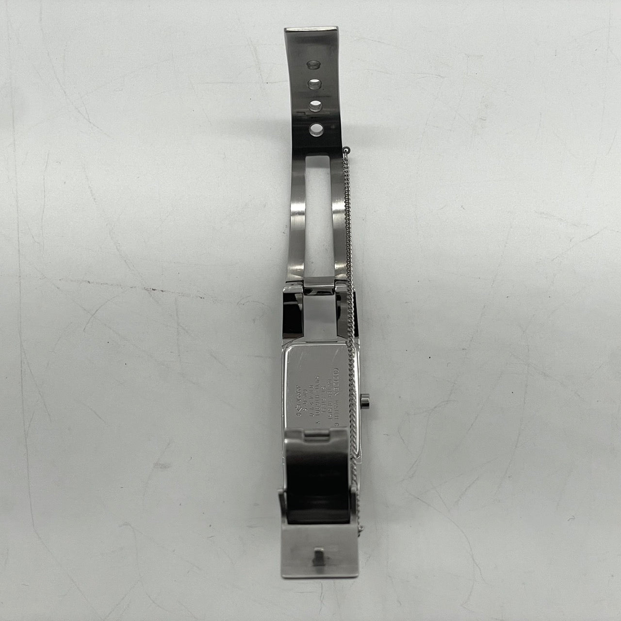 【美品／電池交換済】CITIZEN XC シチズン クロスシー レディース 腕時計 シルバー バングルウォッチ ブレスレット アナログ クオーツ エレガント ドレスウォッチ ビジネス カジュアル スクエア レクタンギュラー シンプル クリーニング済 G4