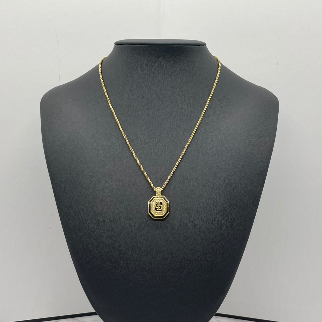 美品 Christian Dior クリスチャンディオール ネックレス CDロゴ ロゴプレート ラインストーン ゴールドチェーン ヴィンテージ ジュエリー レディース I3